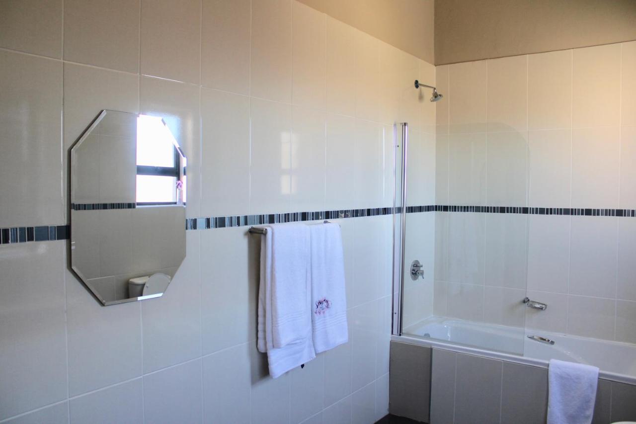 Scenery Guest House Кокстад Екстериор снимка
