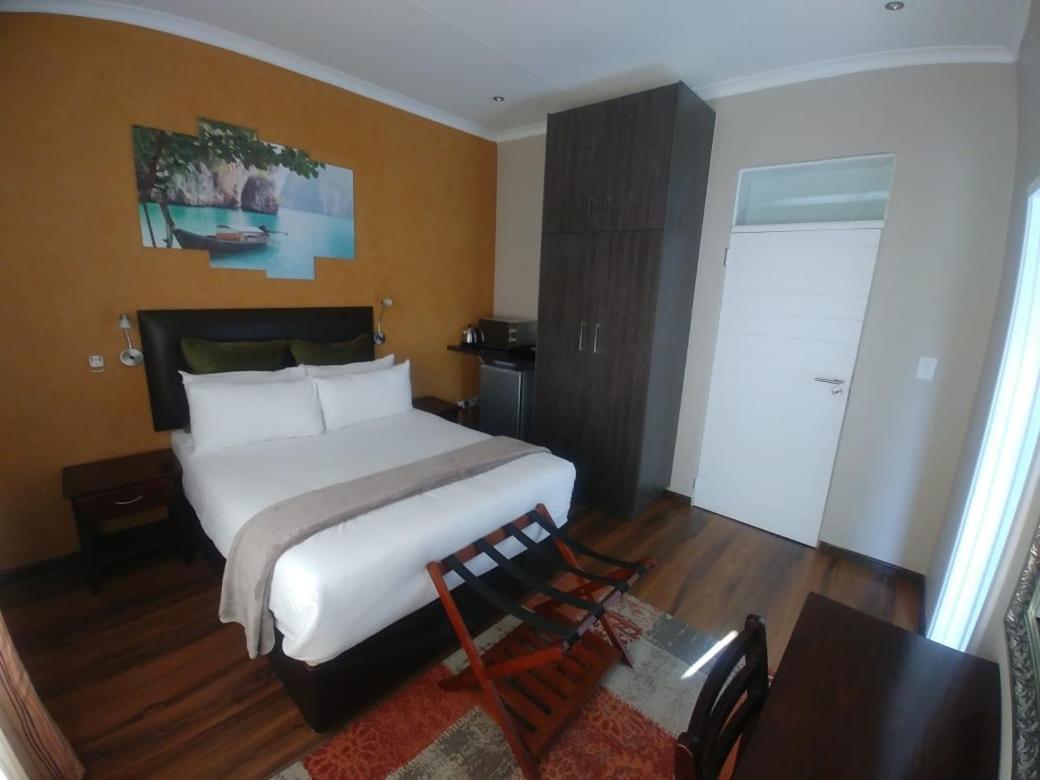 Scenery Guest House Кокстад Екстериор снимка